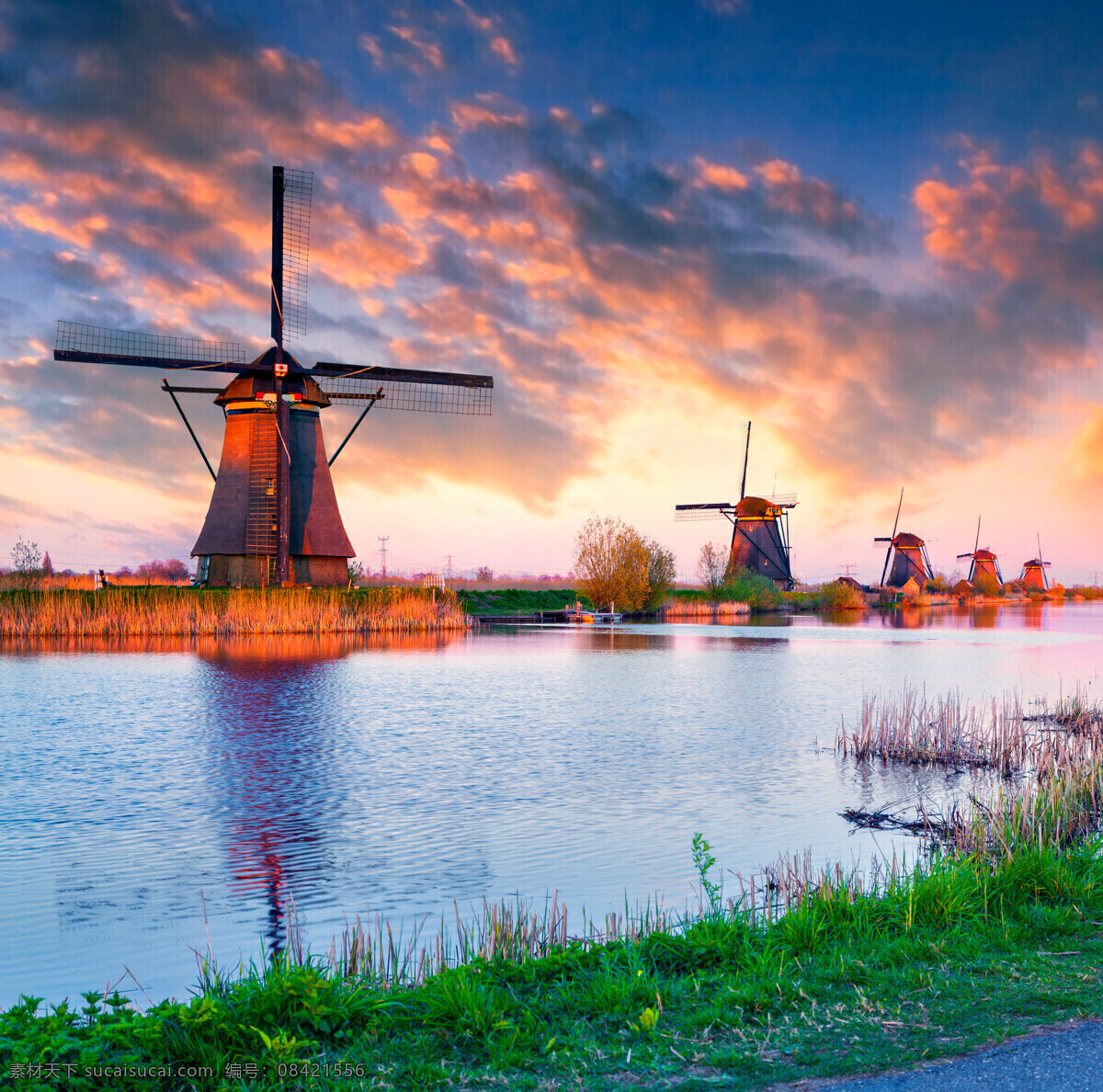 荷兰风车 建筑风车 大风车 旋转风车 木头风车 风车建筑 建筑 扇叶 风车设备 自然景观 自然风景 自然风光