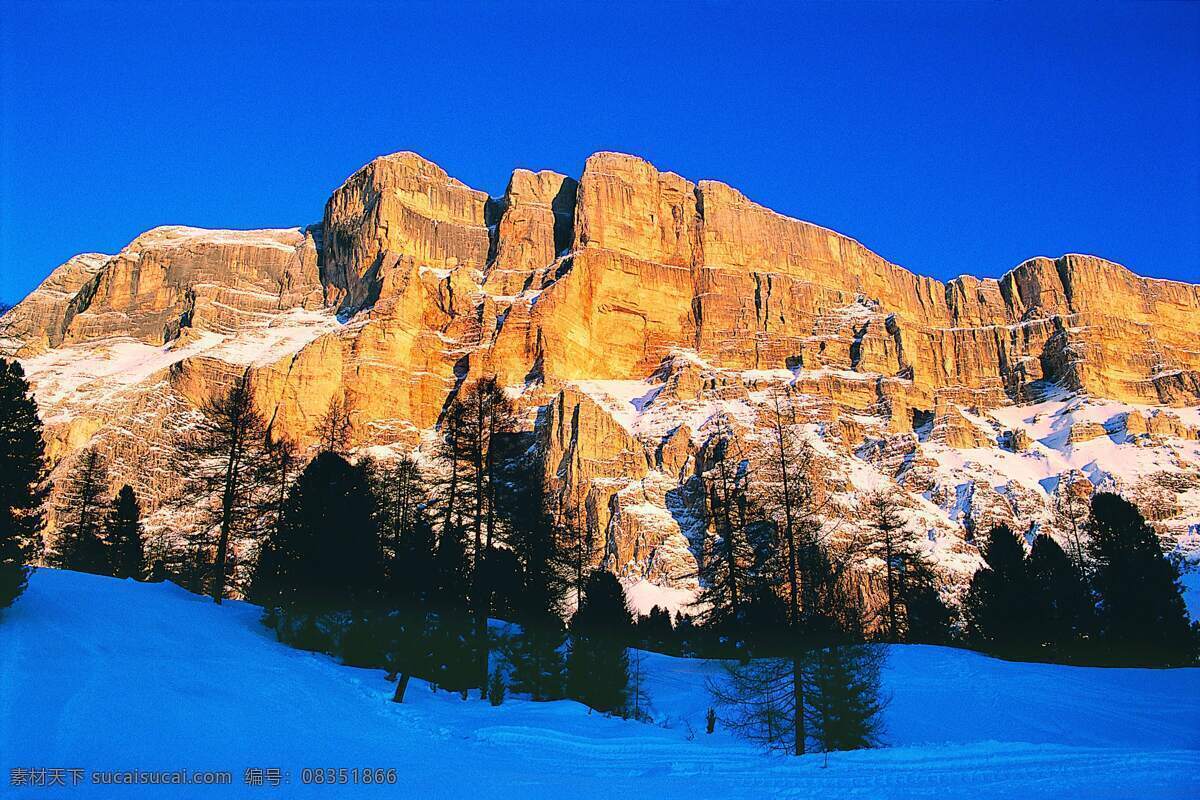 山水 剪影 蓝色天空 山 山水风景 山水剪影 摄影图库 摄影作品 雪 雪地 山恋 雪山 石山 自然景观 psd源文件