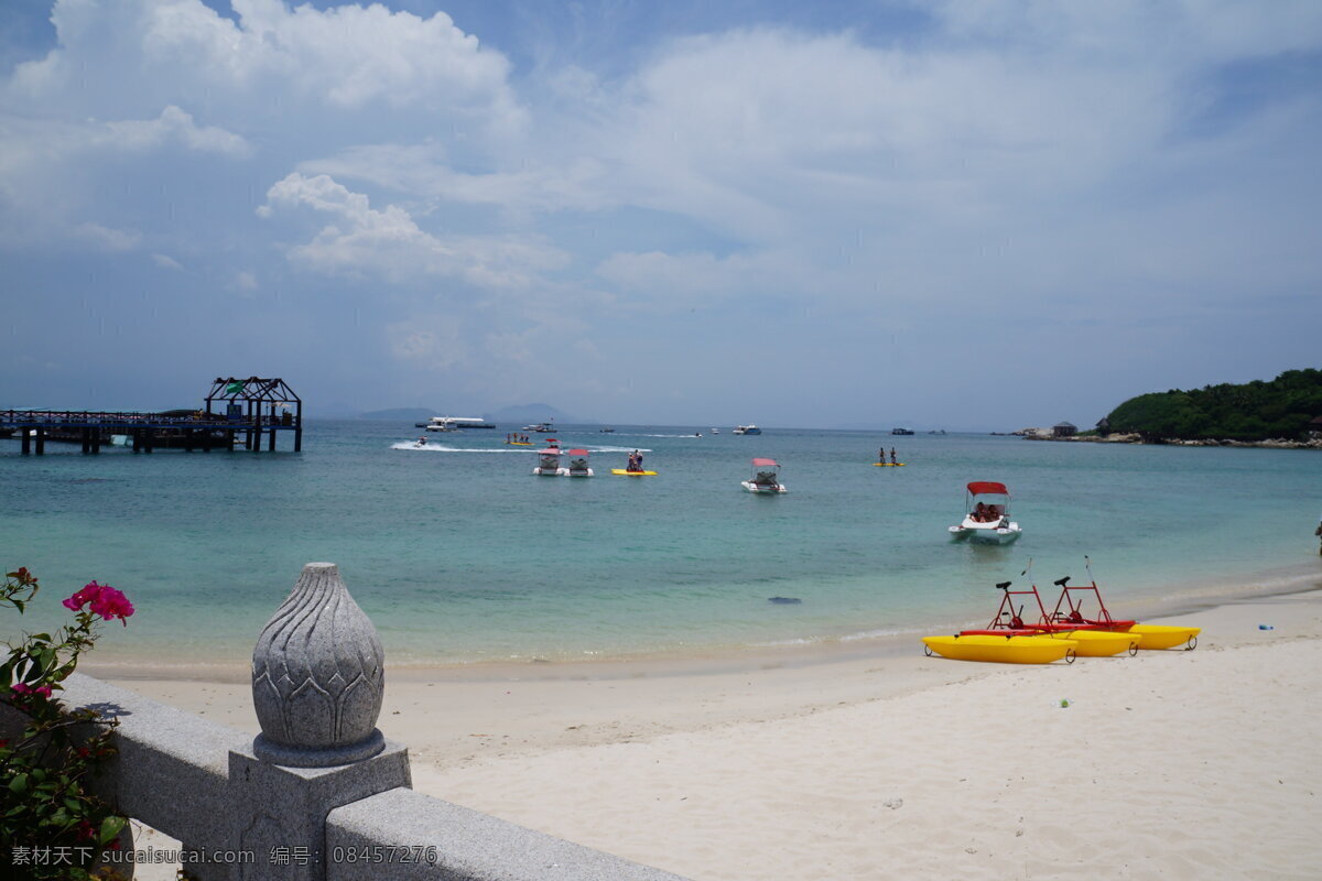 海南 海景 海南风景 海南山水 海南景观 海南旅游 海南之旅 海滨 海边 大海 山清水秀 青山绿水 水上游乐项目 水上娱乐 娱乐设施 划船 冲浪 山水 山水风景 山水景观 沙滩 海滩 蓝天白云 风景区 旅游区 旅游风景 大自然 自然界 自然景观 自然风景