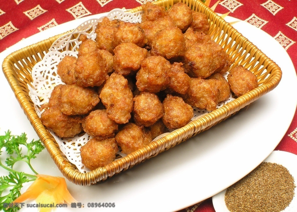 干炸小丸子 餐饮美食 传统美食 美味小丸子 小丸子 干炸丸子 美味菜肴