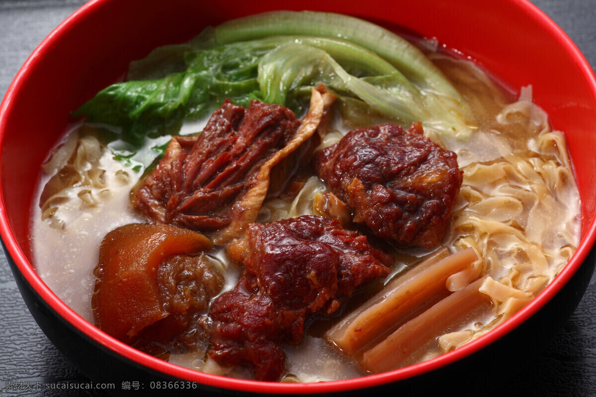 牛腩面 牛腩 牛肉 牛腩妹 汤面 上汤面 传统美食 餐饮美食
