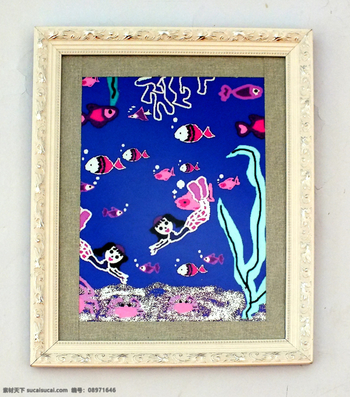 动画 镜框 美术 美术绘画 文化艺术 展览 学生作品 根河市 中学 美术展览 粘贴画 装饰素材 展示设计