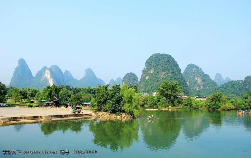 漓江 江水 群山 绿树 蓝天 桂林山水风光 自然景观 山水风景