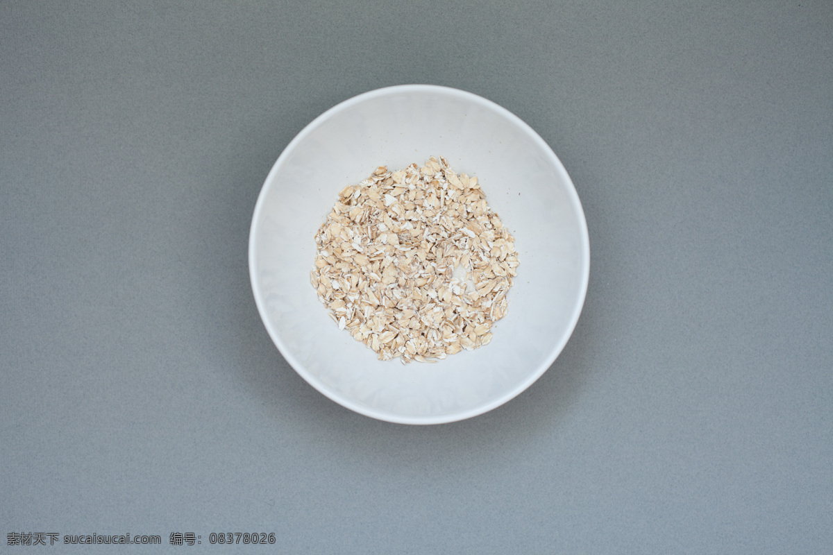 白色 碗 里 麦片 燕麦 食物原料 食材原料 餐饮美食 美食摄影