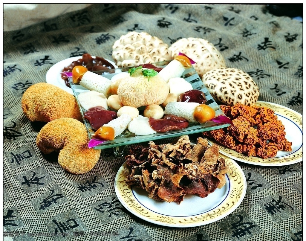 极品山珍拼盘 极品山珍 极品 拼盘 极品山 珍拼盘 美食 中国菜 菜 餐饮美食 传统美食