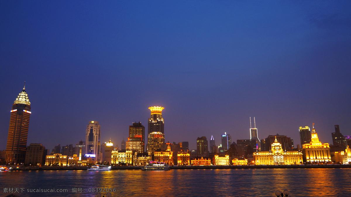 上海外滩夜景 上海 陆家嘴 夜景 东方明珠 建筑 灯光 湖水 倒影 国内旅游 旅游摄影