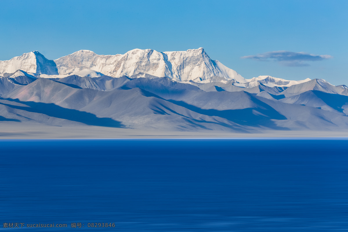 雪山圣湖 自然背景图 蓝西藏风光 雪峰雪山 转山美景 纳木错旅游 雪峰图片 寂静 湖蓝 图片类型 旅游摄影 自然风景