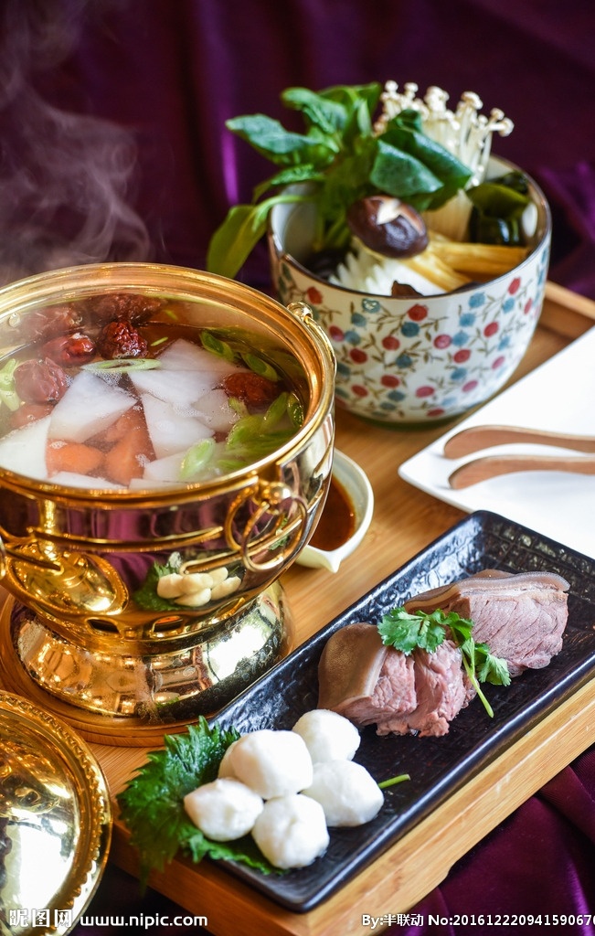 冬季小火锅 传统美食 火锅 餐具 五星级酒店 美食 餐饮美食