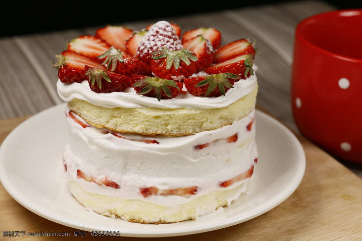 奶油草莓蛋糕 甜品 美味 奶油 草莓 水果 蛋糕 餐饮美食 西餐美食