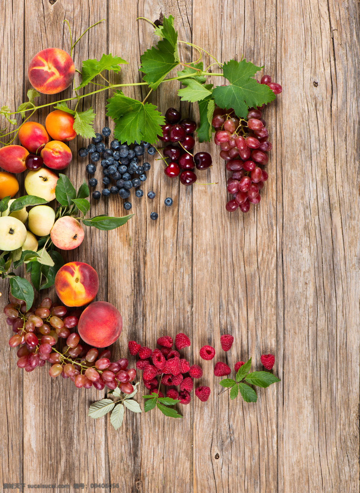 桃子 苹果 葡萄 树莓 蓝莓 提子 新鲜水果 水果摄影 果实 水果蔬菜 餐饮美食 水果图片