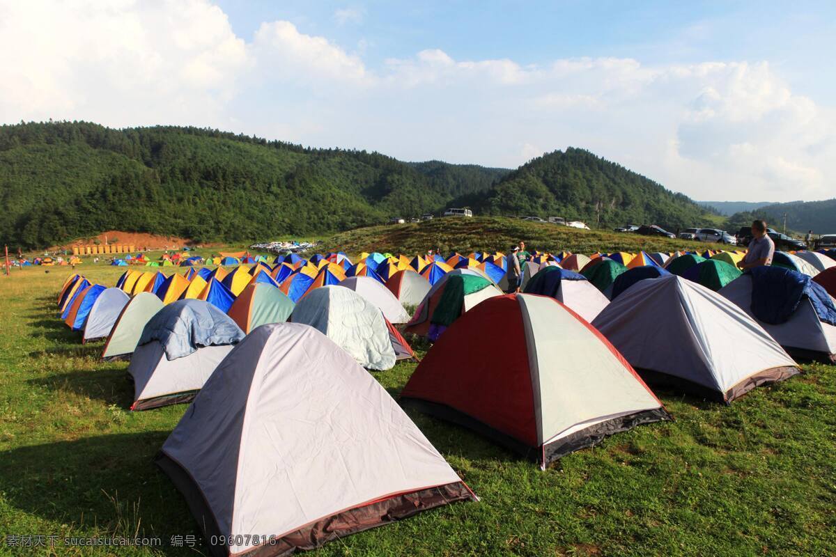 重庆 仙女山 帐篷 草原 露营 风景 旅游 旅游摄影 国内旅游