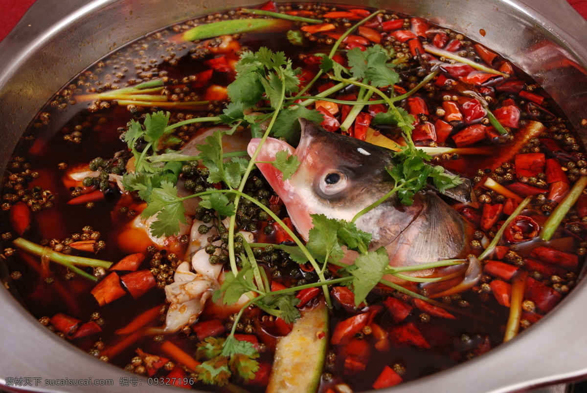 鱼头火锅 热菜 川菜 美蛙 传统美食 餐饮美食 鱼头 红汤 火锅