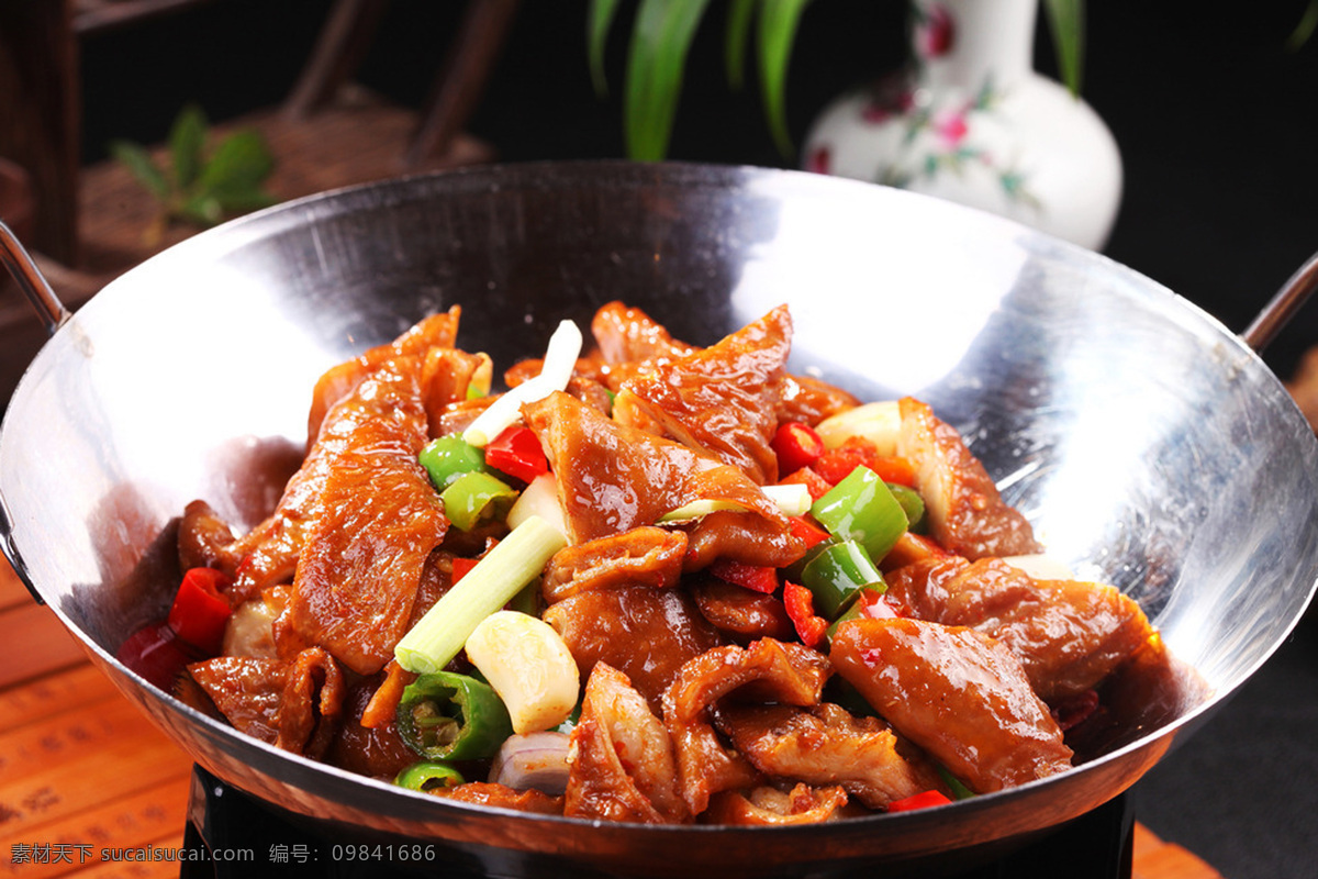 干锅肥肠 美食 中国菜 八大菜系 中餐 炒菜 美味 饭店 美食图片 美食素材 饭店宣传 中国美食 中国美味 舌尖中国 中餐照片 调料 佐料 酱料 bbq 烧烤 烤肉 西餐 餐饮美食 传统美食