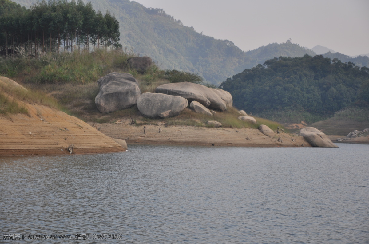 风景 湖泊 山水 石头 树林 摄影图 旅游 自然景观 山水风景