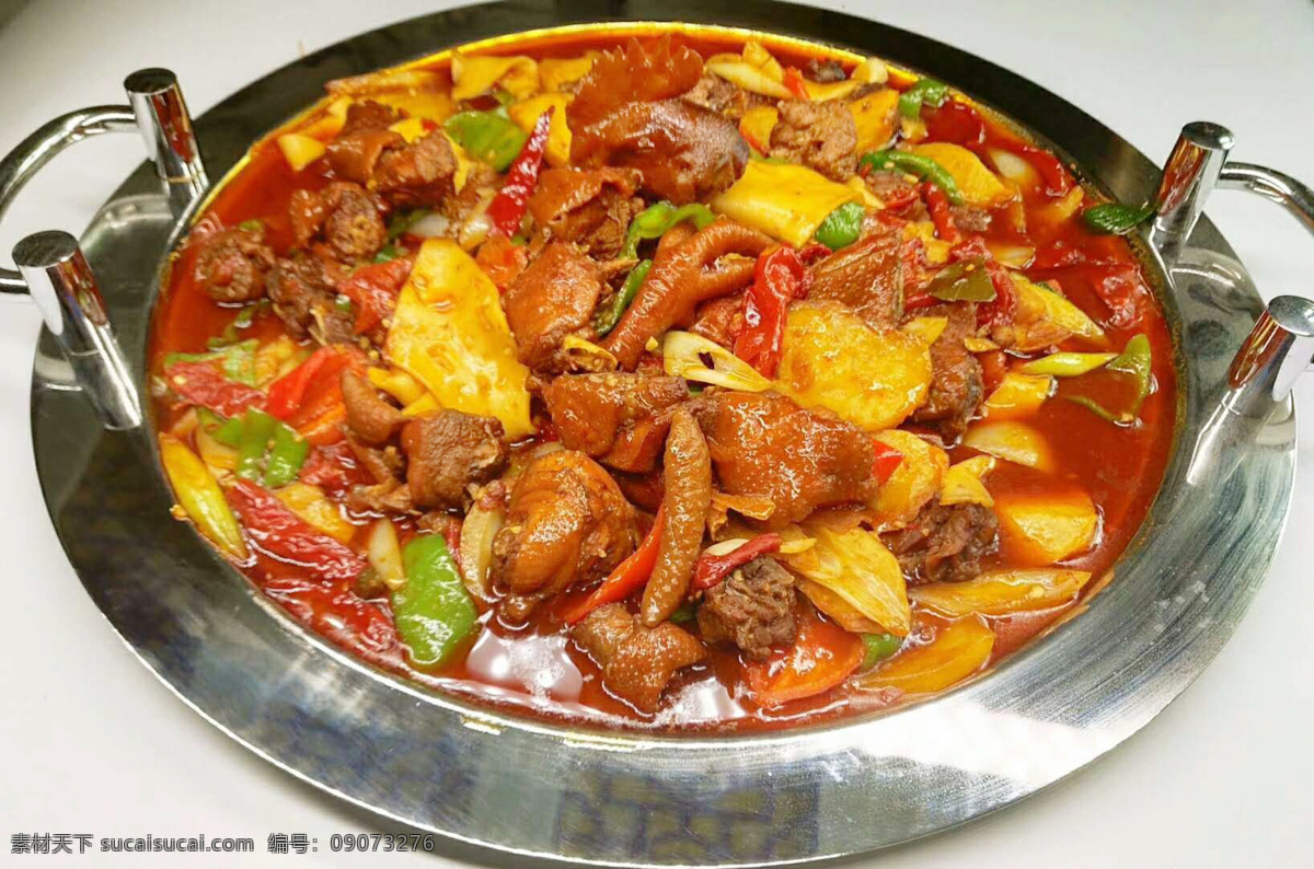 鸡肉 香辣鸡 新疆大盘鸡 辣椒炒鸡 菜谱 餐饮美食 传统美食