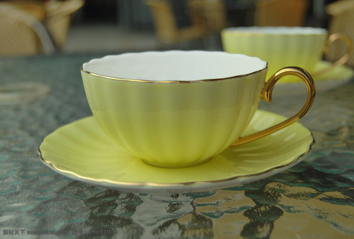 杯子 餐具厨具 餐饮美食 茶杯 茶具 花瓶 时尚家居 鹅黄 骨瓷 咖啡杯 杯具 装饰摆件 矢量图 日常生活