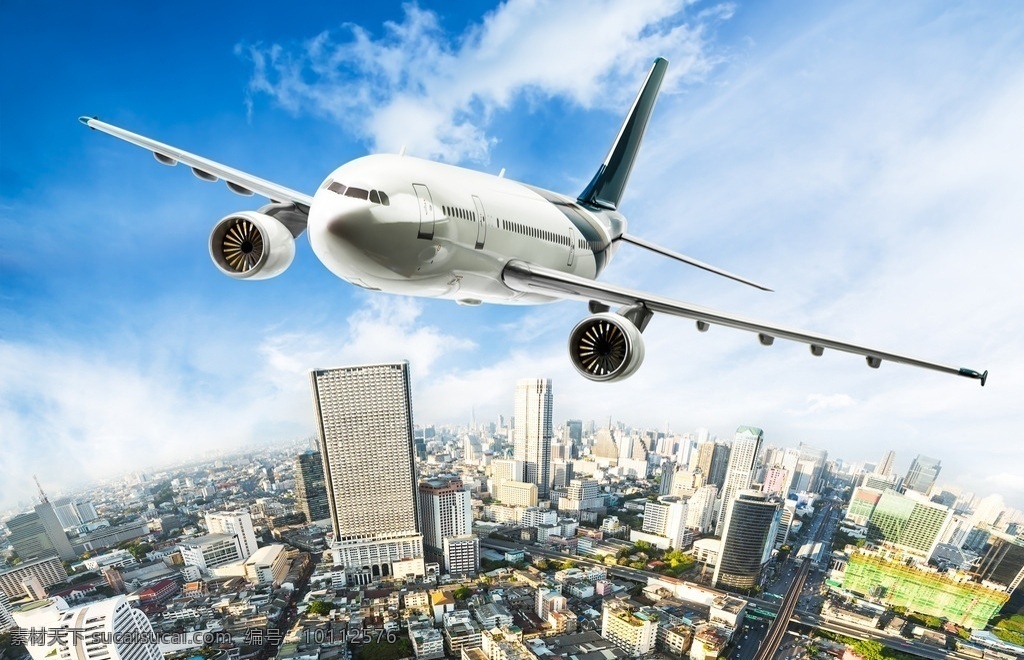 城市上空客机 繁华城市 客机 boeing 飞机 波音 波音737 大型客机 航空 现代科技 交通工具