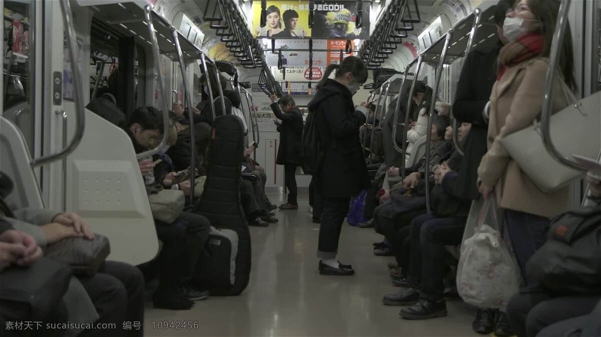 东京 地铁 车厢 内 人 城镇和城市 运输 地下的 轨道 网络 通勤 旅行 火车 马车 上班族 城市的 公共交通 日本