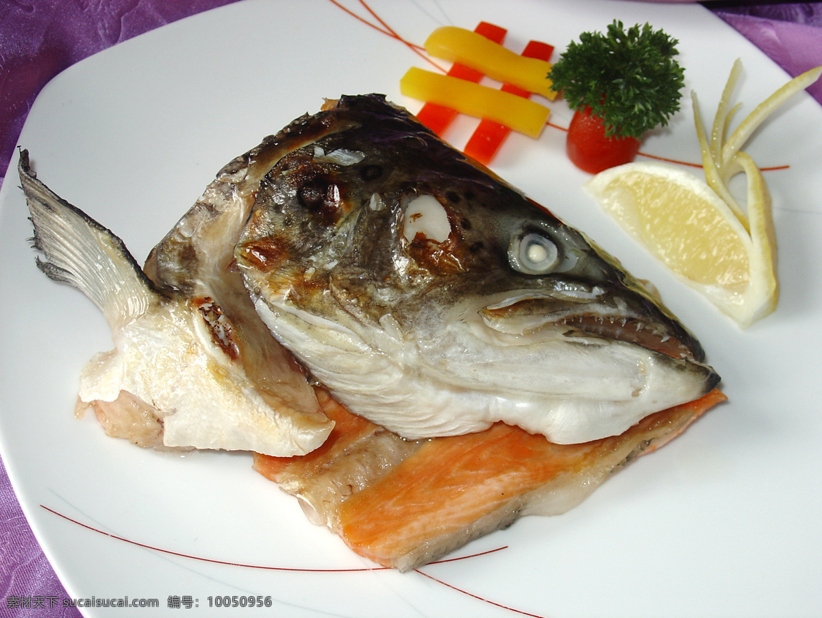 盐 烧 三文 鱼头 腩 三文鱼 碳烧 盐烧 和风 日本菜 美食 西餐美食 餐饮美食