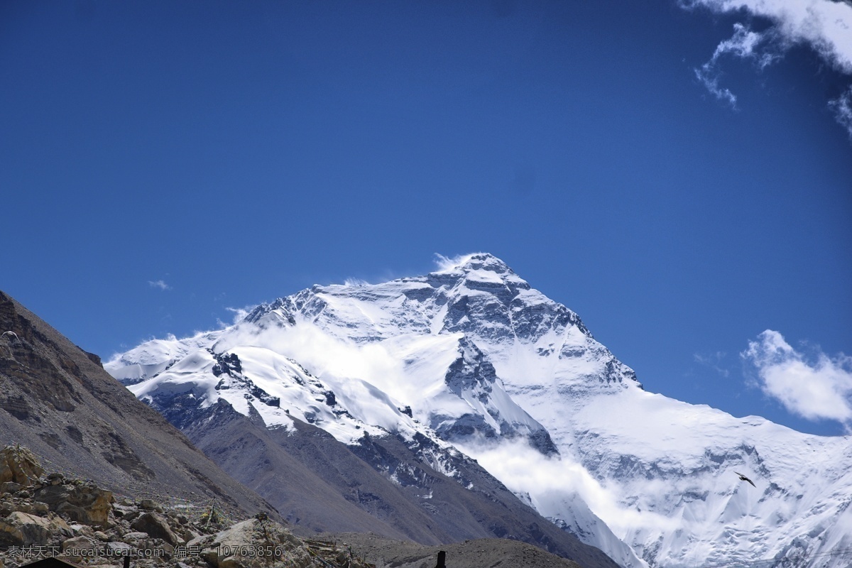 珠穆朗玛峰 雪山 蓝天白云 山 雪 珠峰 山水风景 自然景观