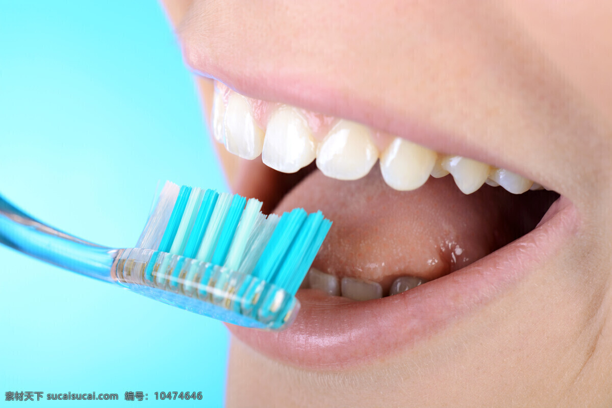 张开 嘴 刷牙 美女图片 牙刷 美女牙齿 保护牙齿 洁白牙齿 健康牙齿 口腔护理 人体器官 人体器官图 人物图片