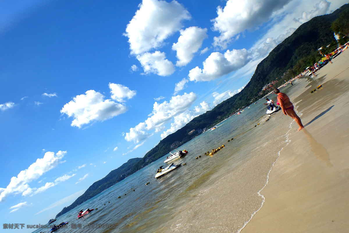 芭东海滩 普吉岛 芭东 海滩 蓝天 白云 大海 山 云 海浪 浪花 摄影风景 旅游摄影 国外旅游