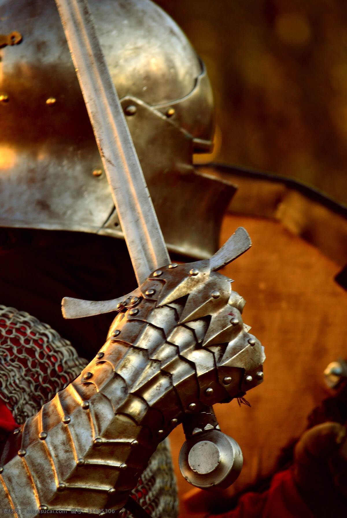中世纪 古董 盔甲 长剑 背景