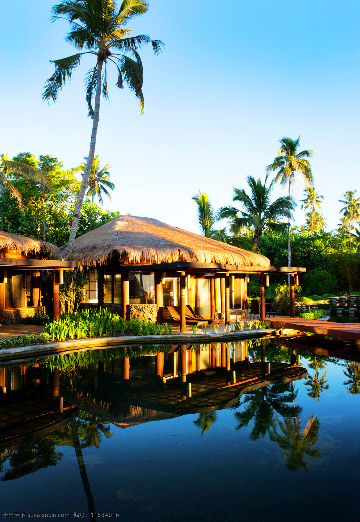 热带 海岛 独 栋 草屋 泳池 酒店 独栋 旅游摄影