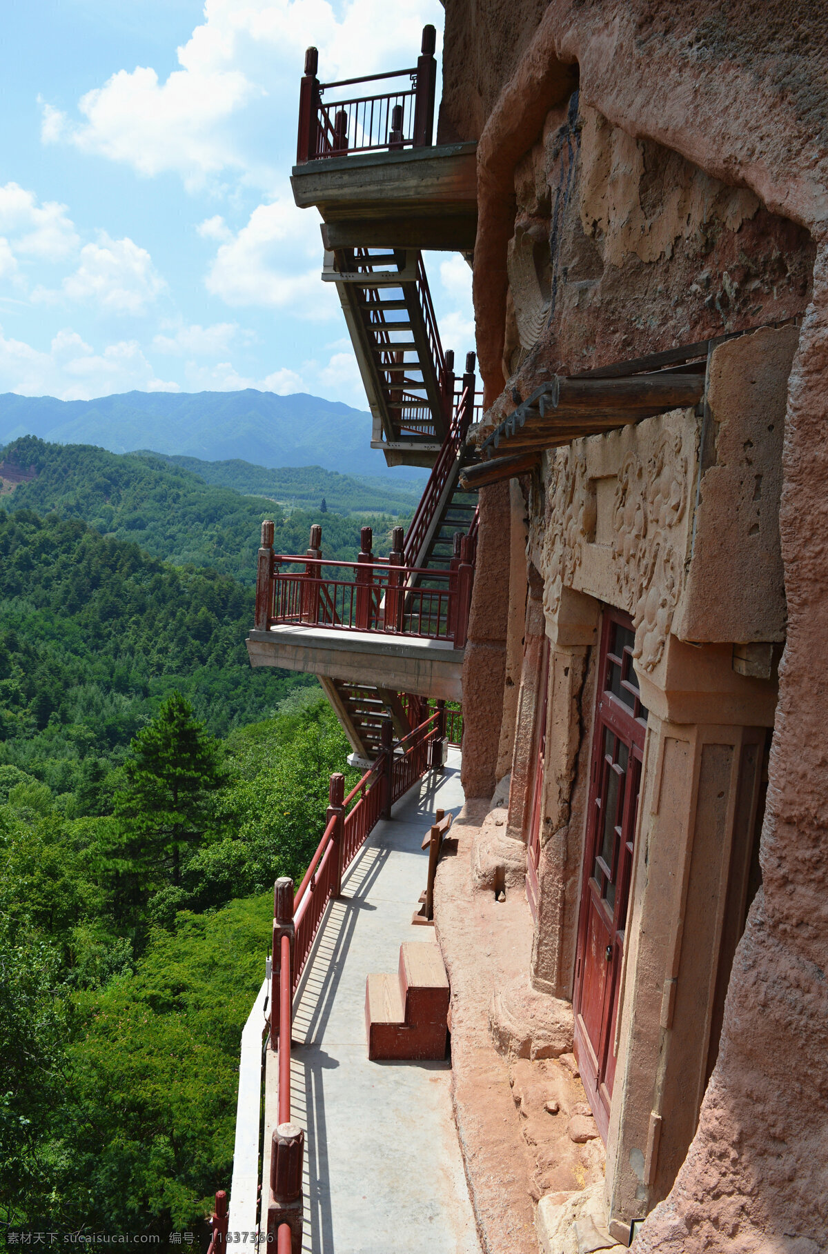 旅游摄影 旅游 人文景观 风景名胜 西部旅游 西部风光 高原风光 甘肃 甘肃风光 甘肃旅游 甘肃摄影 麦积山 甘肃麦积山 天水麦积山 天水 天水风景 麦积山石窟 麦积山佛像 麦积山大佛 麦积山雕塑 宗教 佛教 佛教石窟