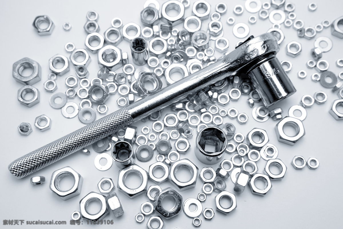 扳手工具 螺丝 金属工具 工业生产 现代科技