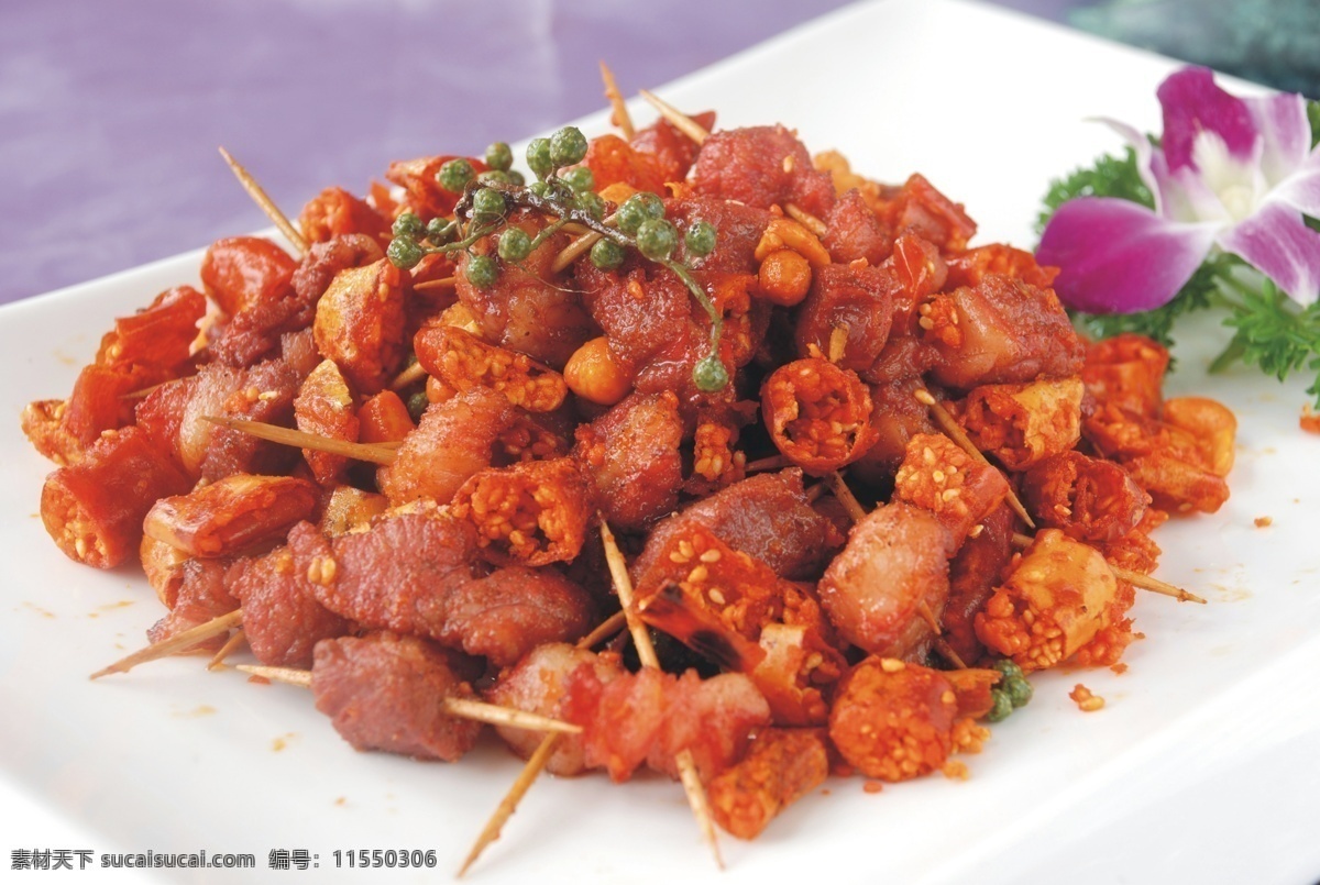 牛肉串 牛肉 串串 荤菜 小吃 麻辣牛肉串 香辣牛肉串 餐饮美食 传统美食