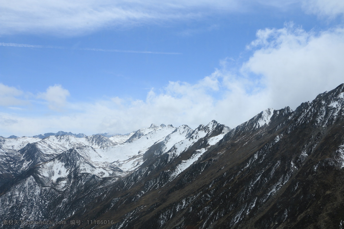 雪山 白云 蓝天 高山 云彩 风景 旅游摄影 自然风景