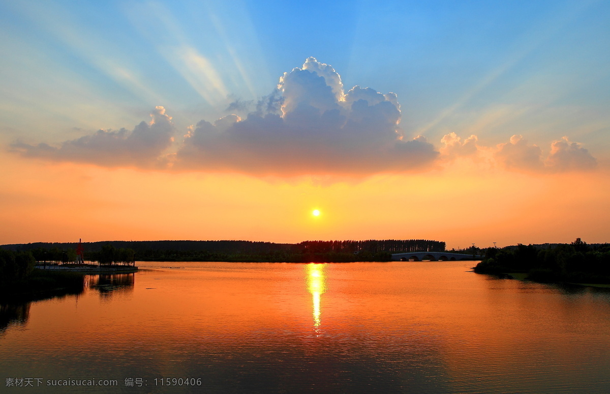 高清风景图 高清日出图片 日出 日出图片 湖水 湖 风景