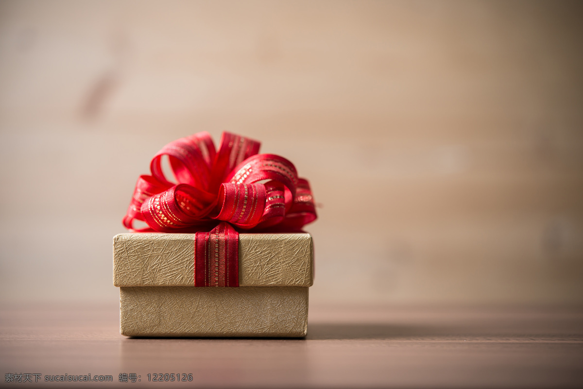 礼物 礼品 礼盒 礼物包装盒 情人节礼物 送礼 礼物包装设计 七夕节礼物 礼物盒侧面 礼物侧面 生活百科 生活素材