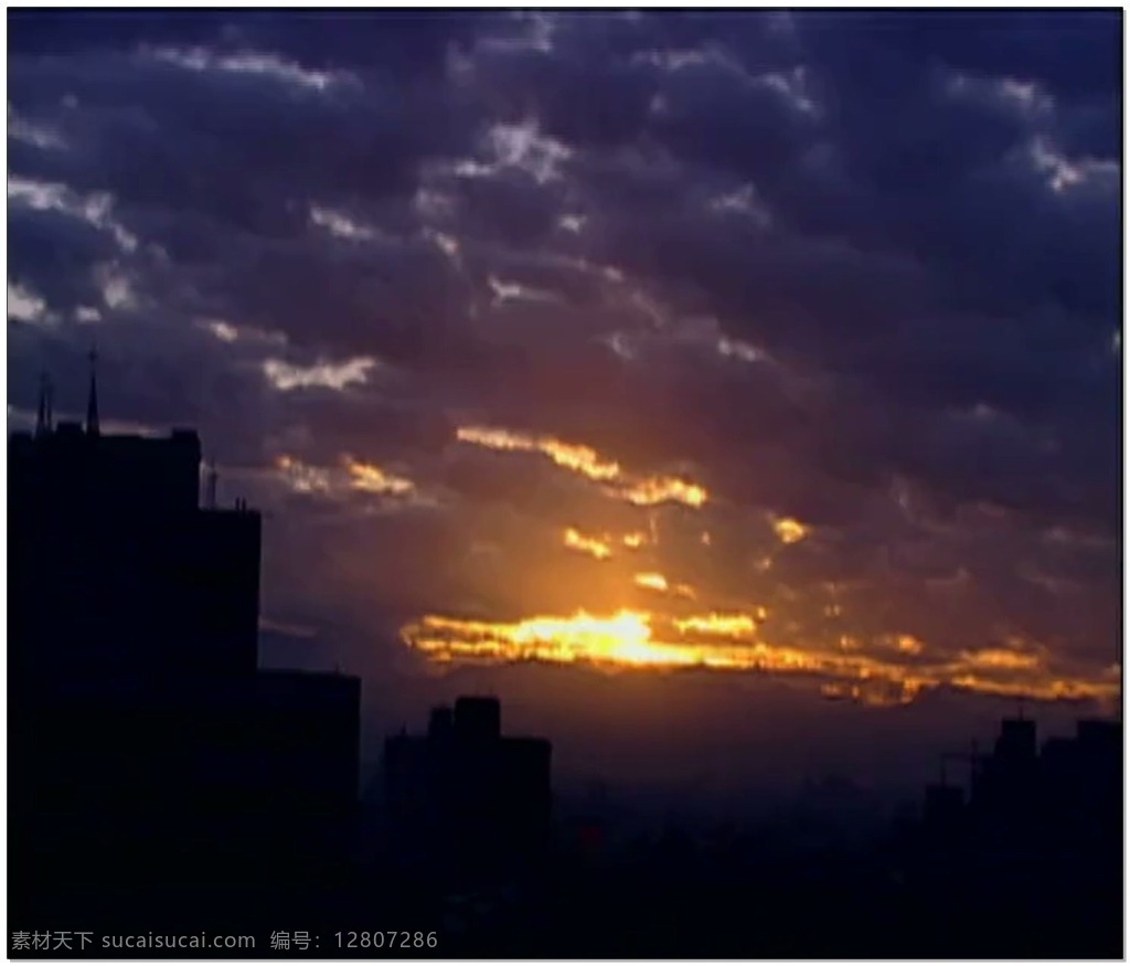 城市 落日 动态 视频 光芒 云朵 橙色 视频素材 动态视频素材