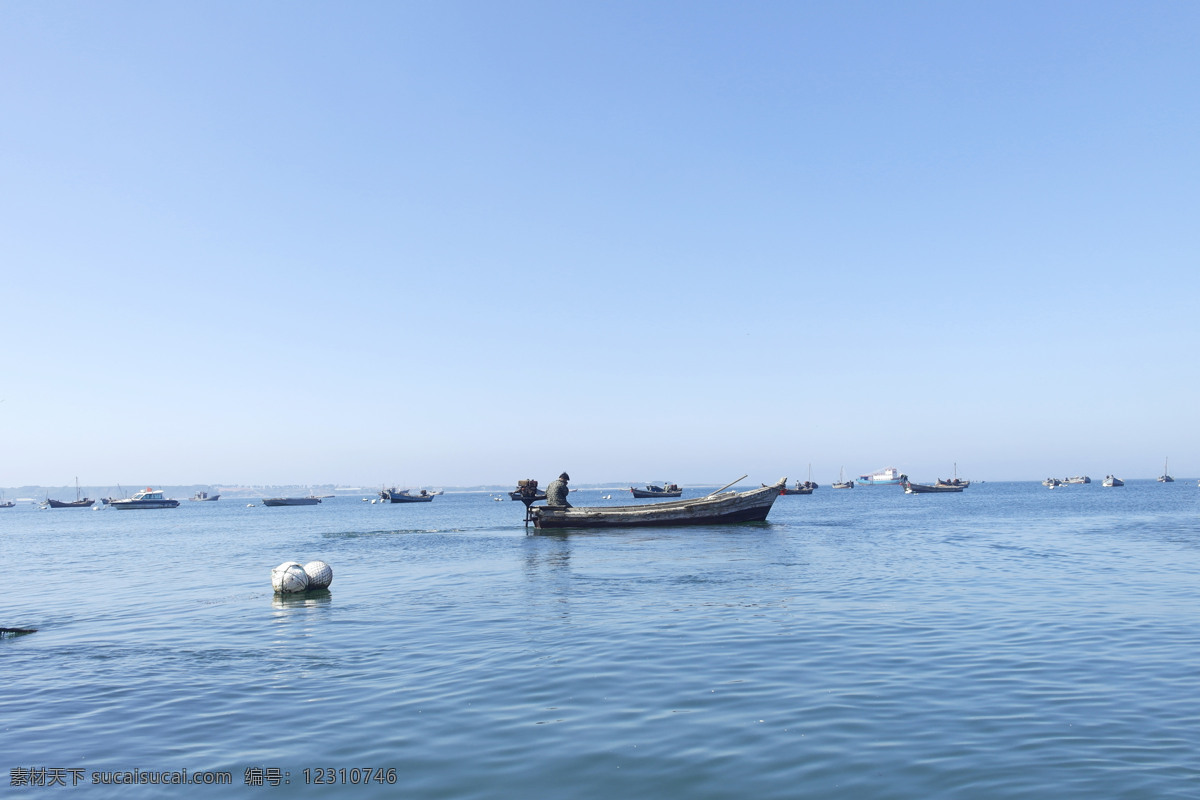 海岛 大海 船只 停泊 撒网 出海 自然风景 旅游摄影