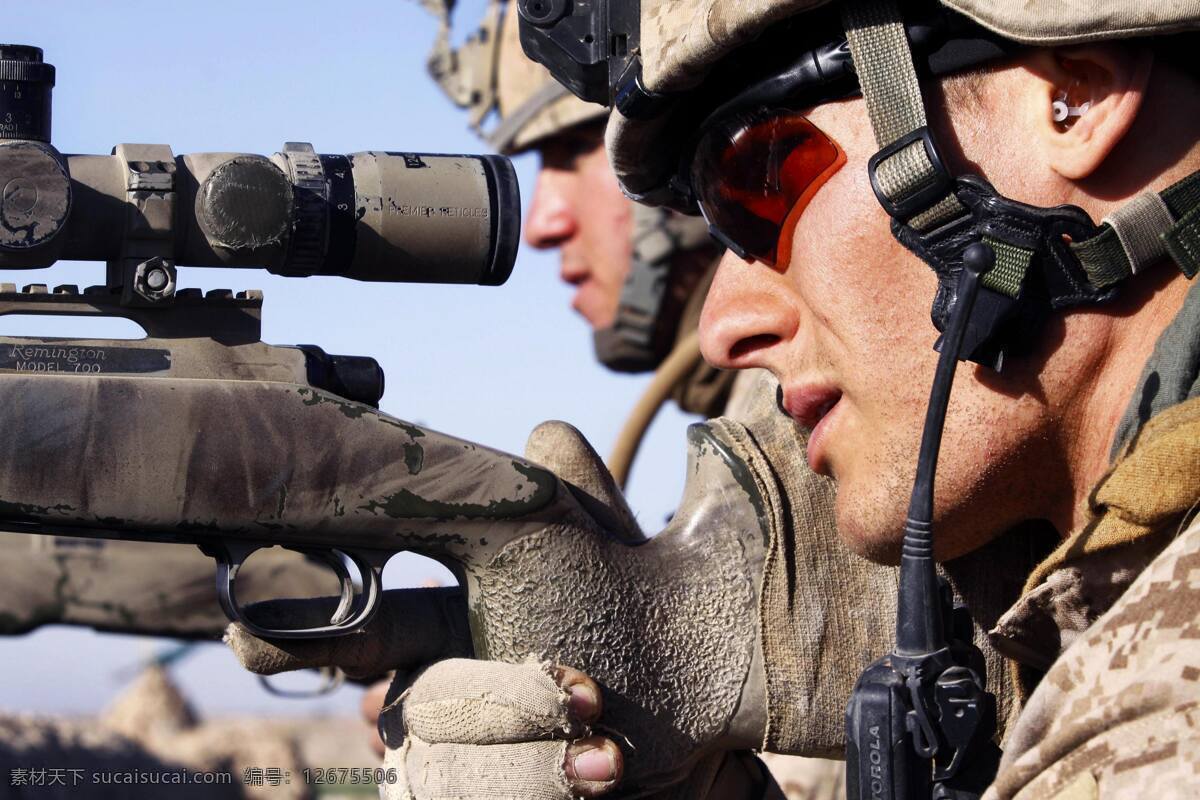 狙击手 美军 军事 军人 士兵 战术 狙击步枪 瞄准 战斗 职业人物 人物图库
