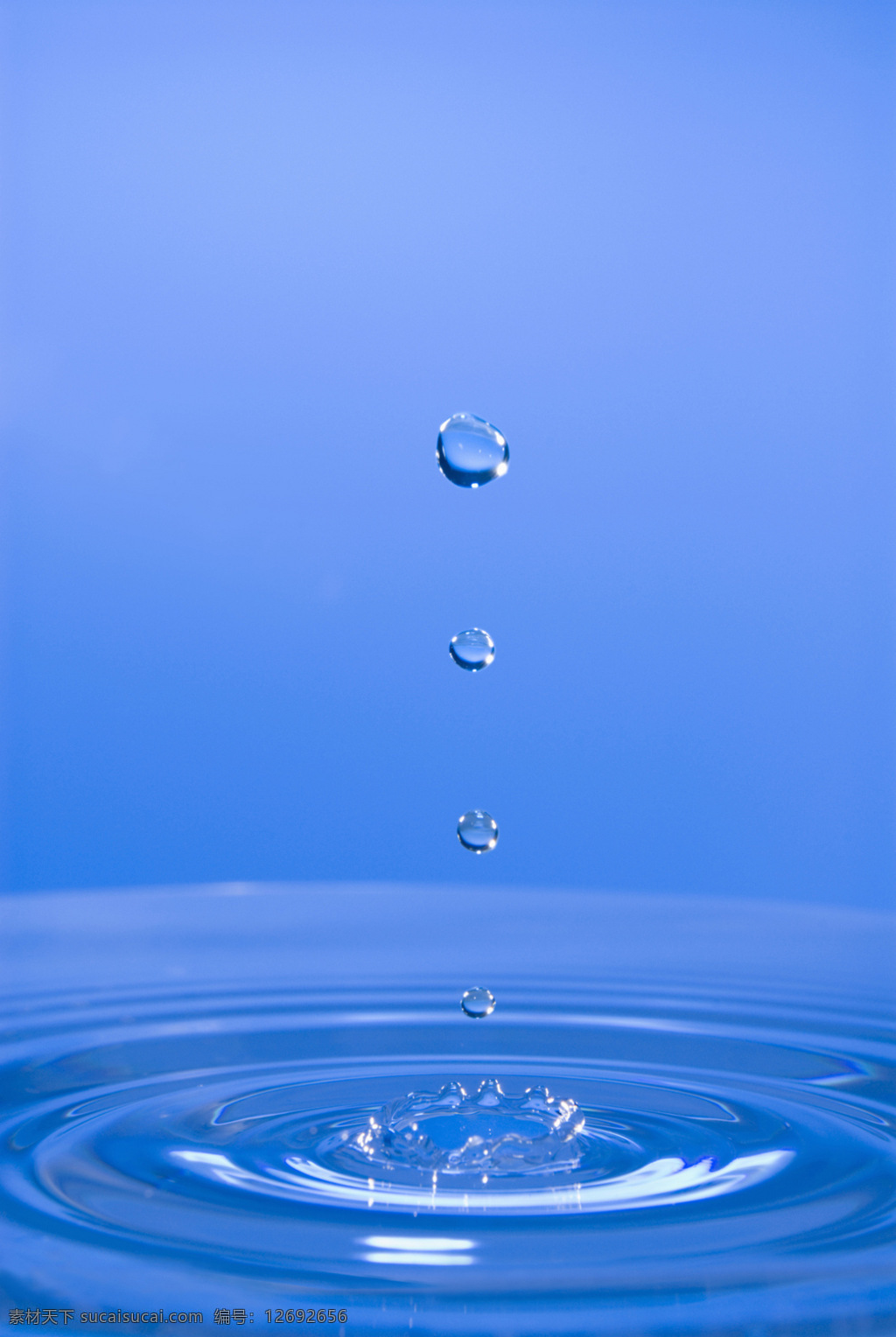 水珠涟漪水滴 水珠 水面 水 水素材 气泡 动态水 水滴 水气泡 水泡 水花 水花溅起 生活百科 生活素材