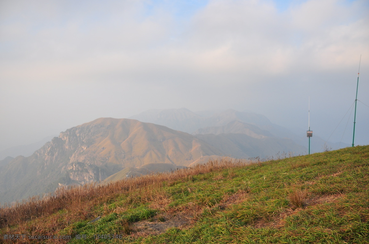 萍乡 武功山 武功 山 风光 山顶 晴空 烟雨武功山 魅力武功山 唯美 风景 高山草原 草原 绿地 草甸 蓝天 白云 江西武功山 旅游摄影 国内旅游 灰色