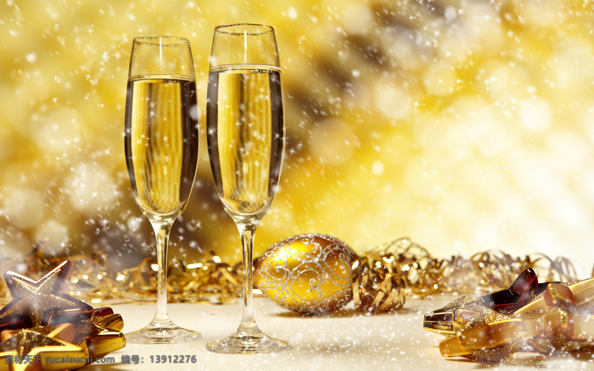 星光 圣诞节 香槟 酒杯 高脚杯 玻璃杯 餐饮美食酒水 生活百科 餐饮美食 黄色