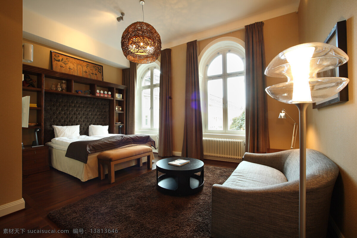 灯具 风格 华丽 建筑园林 精美 欧式 欧洲 沙发 室内设计 室内 卧室 双人床 温馨 棕色 室内摄影 家居装饰素材