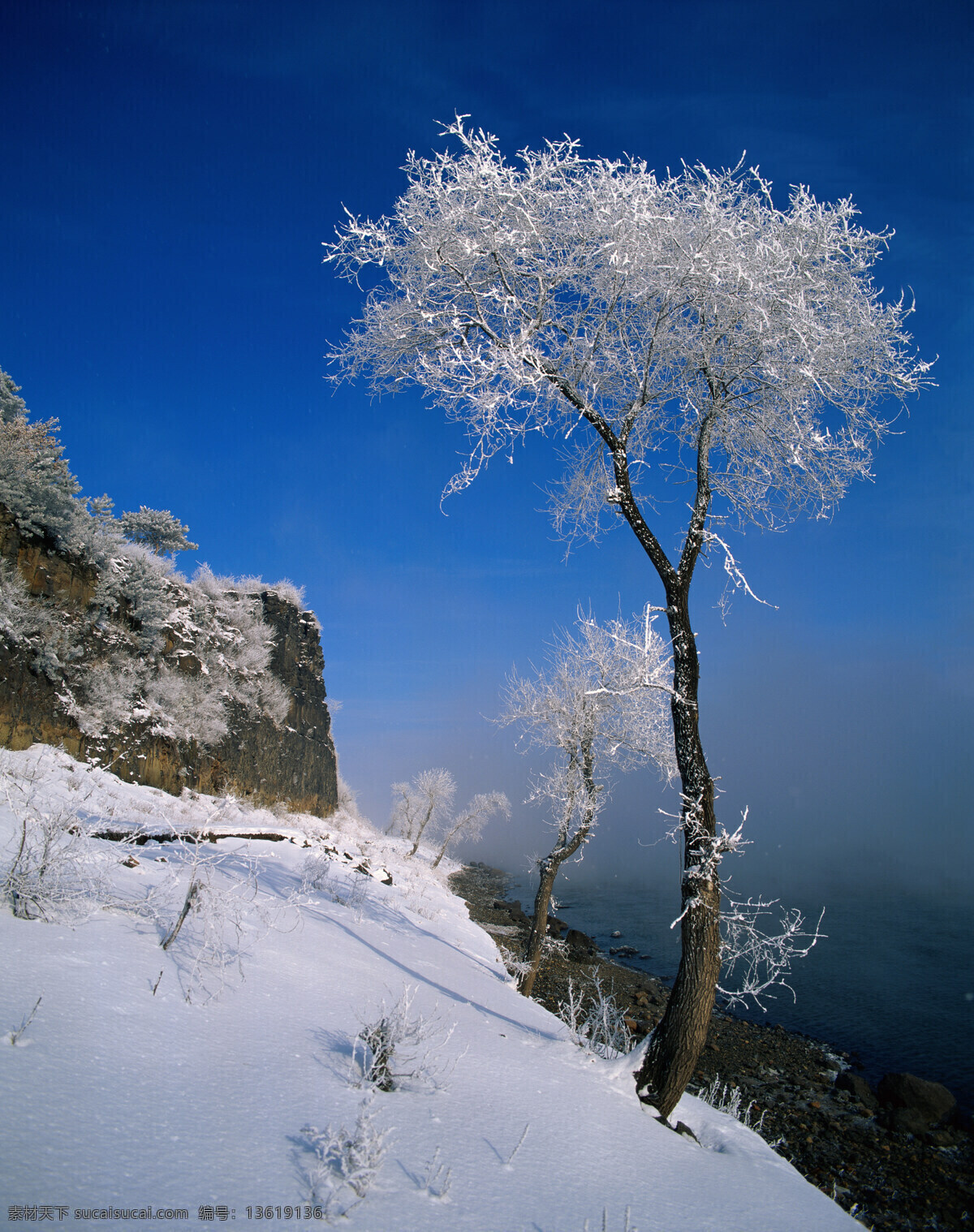 雪景摄影 大自然 自然风景 美丽风景 美景 景色 风景摄影 旅游景区 旅游风景 旅游奇观 雪地 雪景 雪山 冬天风景 自然景观 蓝色