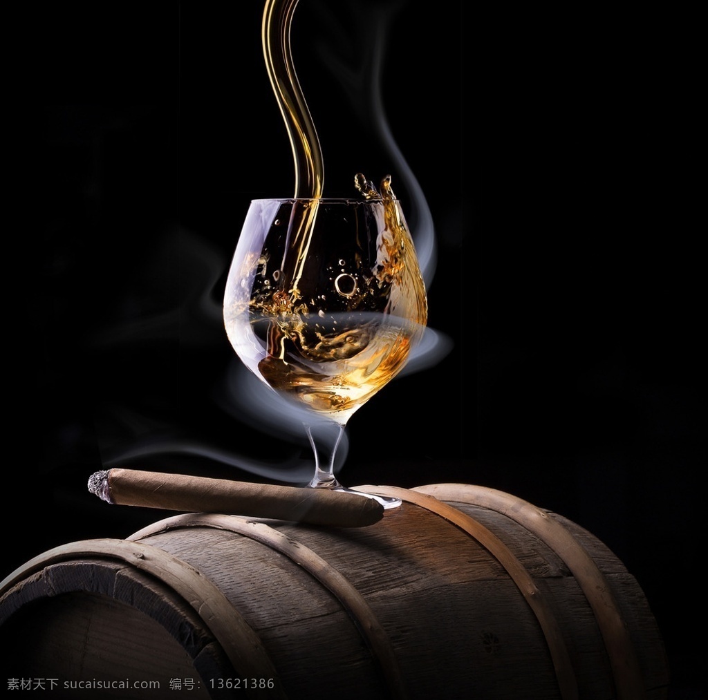 啤酒 酒精 酒吧 一杯啤酒 新鲜啤酒 啤酒泡沫 带泡沫的啤酒 德国啤酒 餐饮美食 饮料酒水