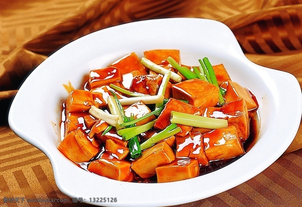 葱爆豆腐 美食 传统美食 餐饮美食 高清菜谱用图