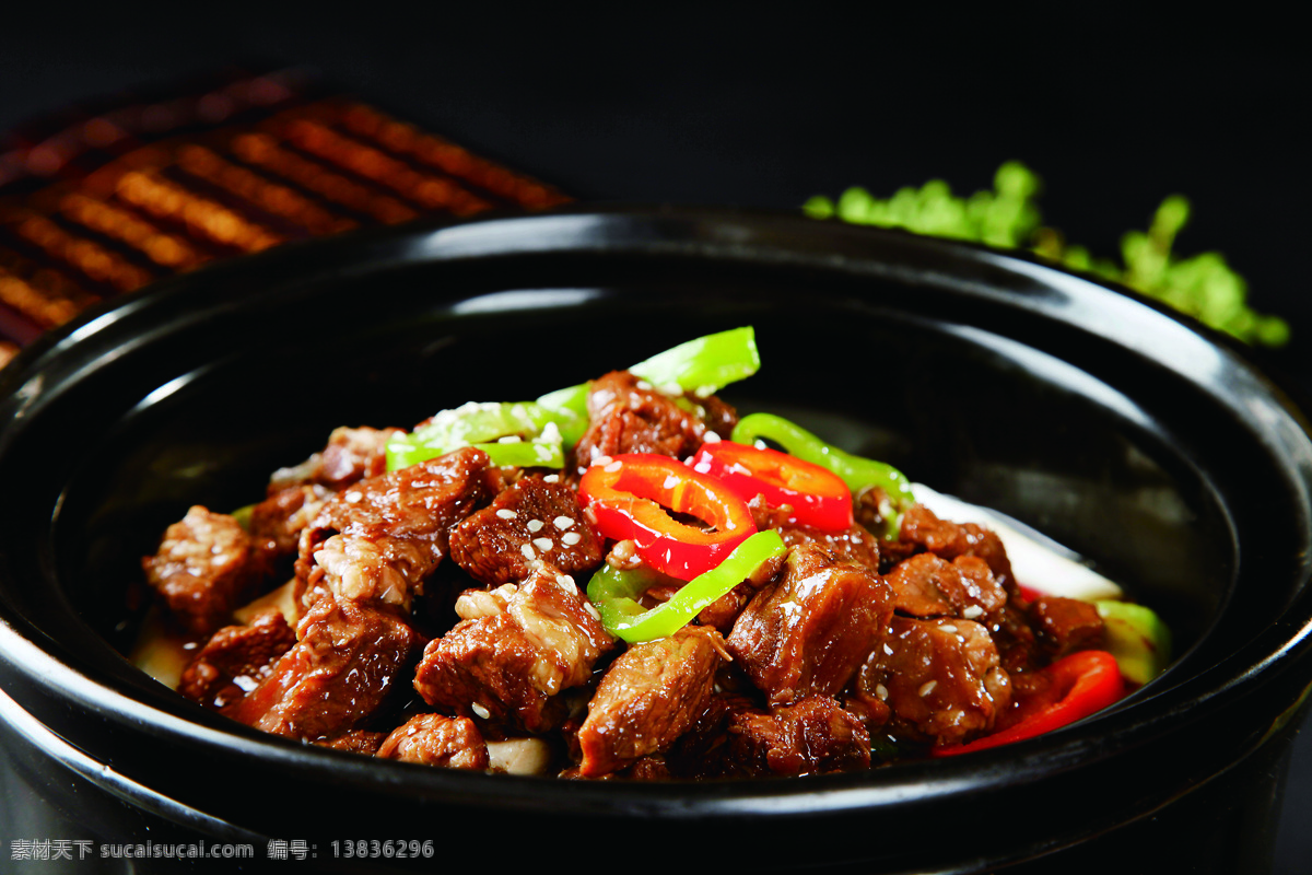 牛腩煲 餐饮照片 牛腩 红汤牛腩 砂锅牛腩 高清菜谱用图 餐饮美食 传统美食