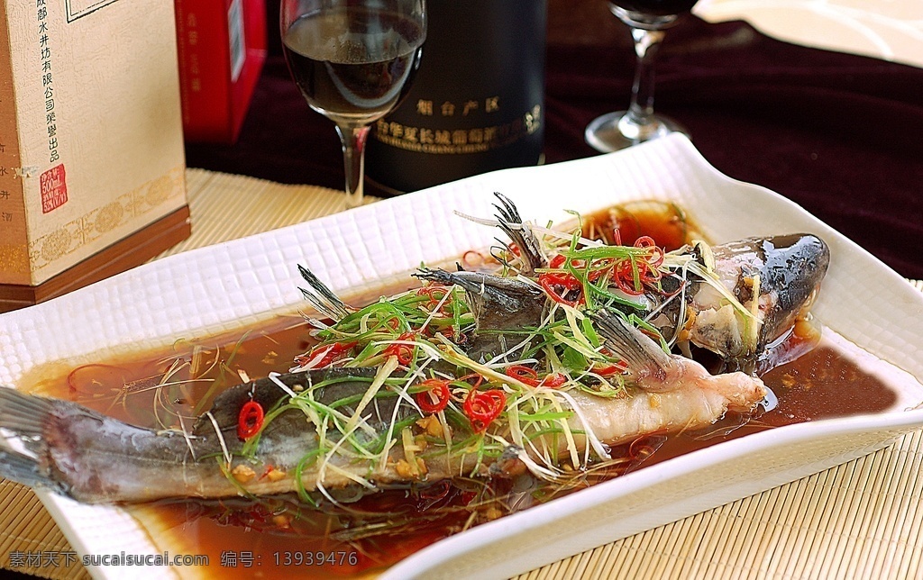 海鲜 河鲜 清蒸 江 团 炒菜 家常菜 特色菜 热菜 美食 美味 八大菜系 汤羹 菜谱 菜名 小炒 炒饭 烧菜 凉菜 菜肴 佳肴 小吃 锅仔 烧烤 油炸 红烧 爆炒 油焖 刺身 主食 副食 米饭 面条 酱爆 点心 海鱼 鱼 淡水鱼 海水鱼 蛏子 象拔蚌 海蟹 螃蟹 龙虾 海虾 澳洲龙虾 鲍鱼 餐饮美食 传统美食