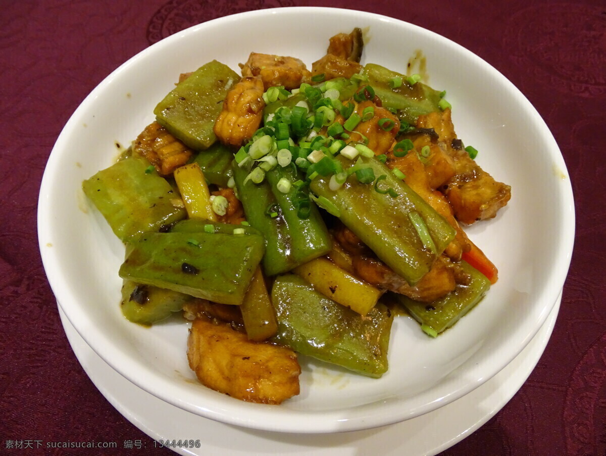 苦瓜三文鱼骨 苦瓜 凉瓜 凉瓜三文鱼骨 三文鱼骨 餐饮美食 传统美食