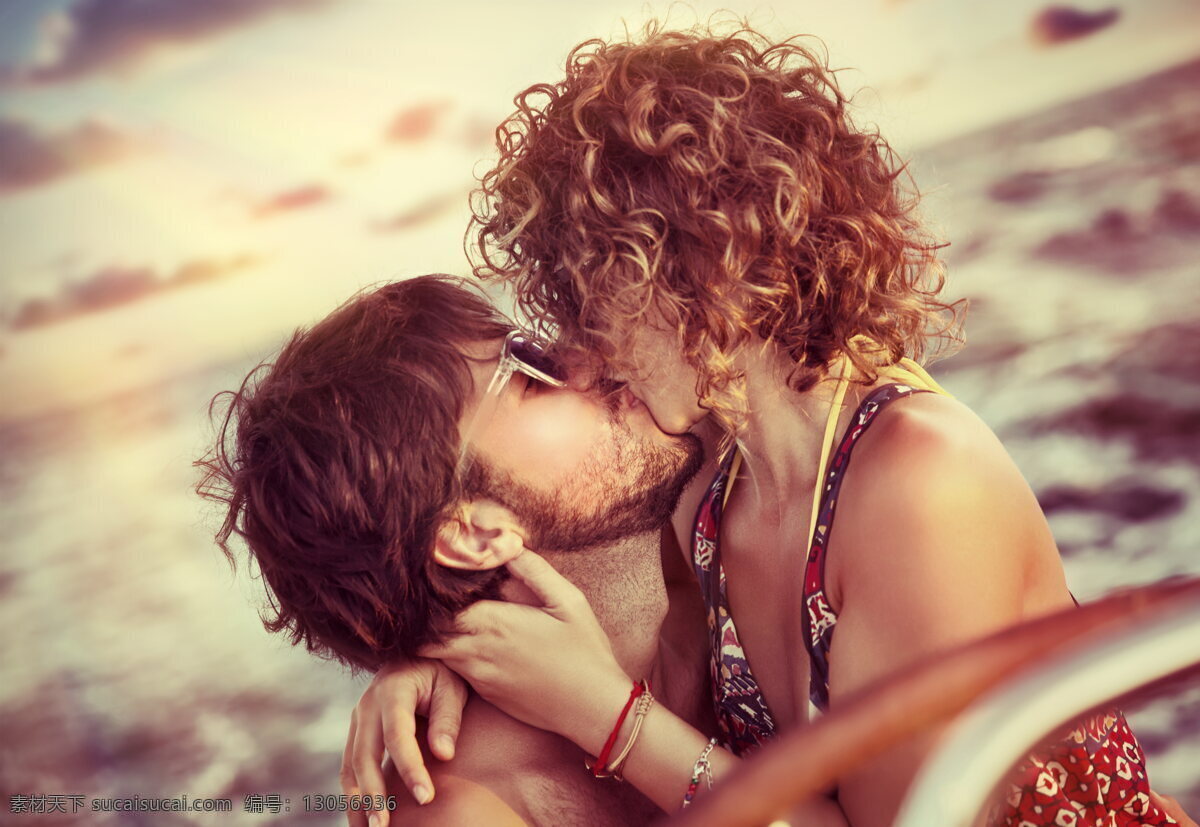 接吻浪漫情侣 激吻 情侣 吻照 接吻 亲吻 帅哥