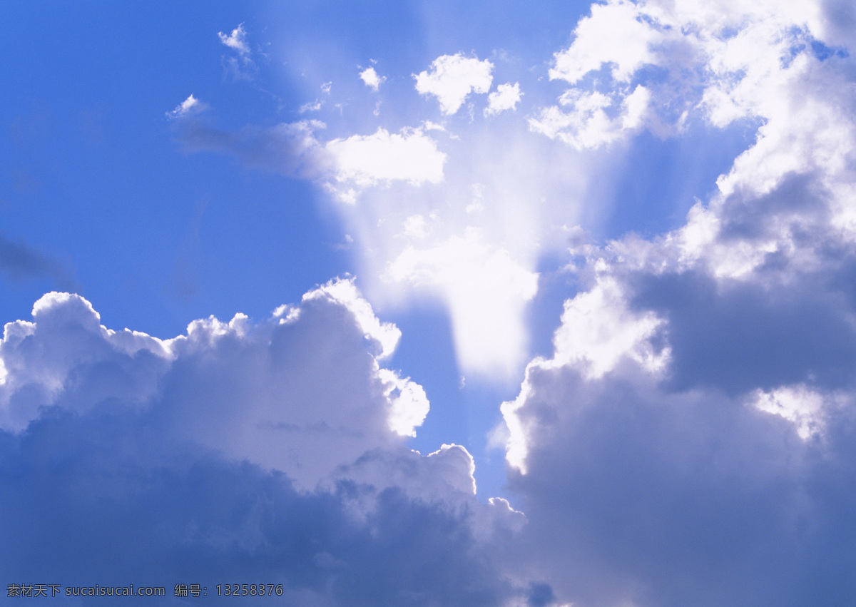 白云 天空 漏光 背景 大自然 蓝天 落日 阳光 云彩 自然 自然风景 自然景观 风景 生活 旅游餐饮
