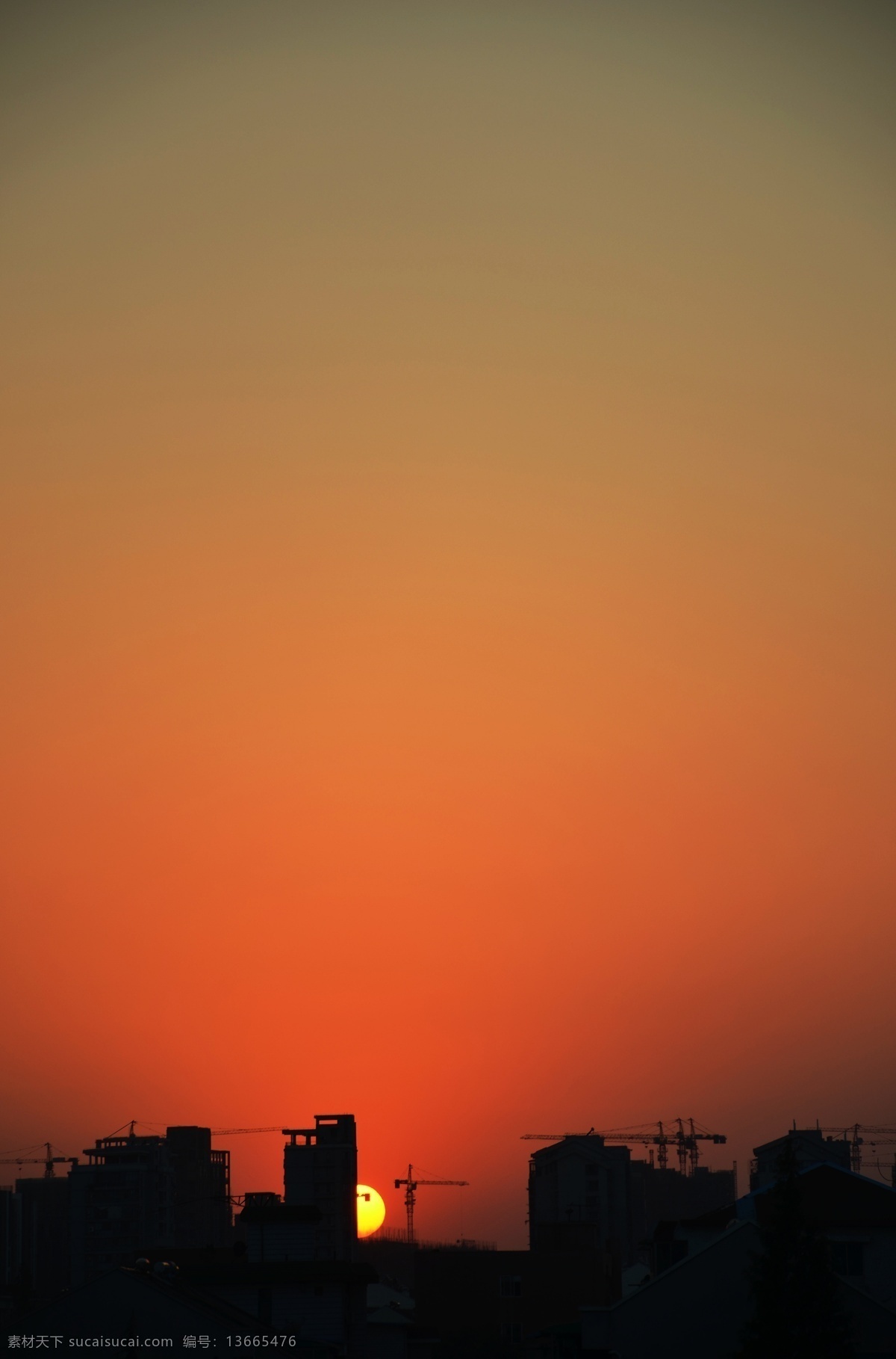 高清 壁纸 背景图片 傍晚 夕阳西下 背景图 楼房 夕阳 壮观 塔吊机 日落余晖 风景 生活 旅游餐饮